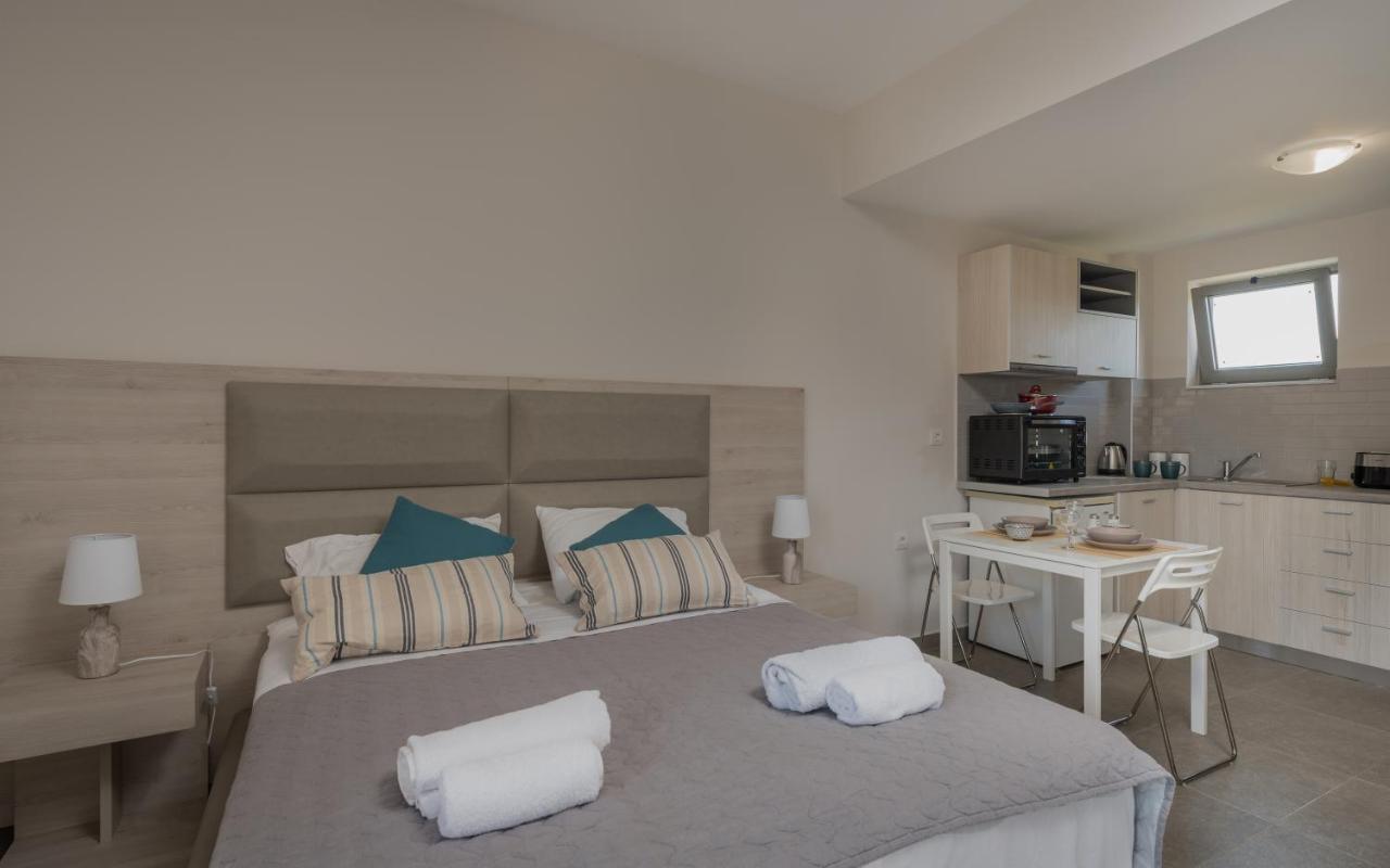 Casa 77 By Karras